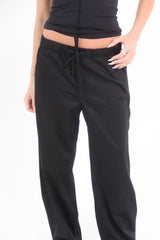 מכנסי שחור שרוך