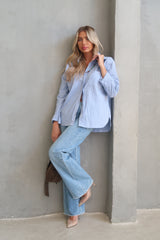 חולצת פסים מכופתרת